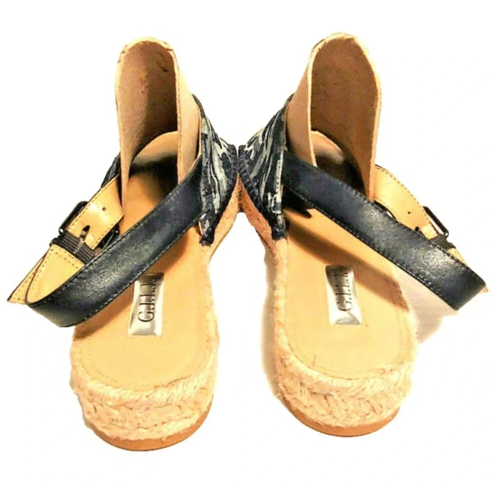 GILI Espadrille Women's Size 9M Sandal Ankle Strap Summer Black Gray Camo Shoe